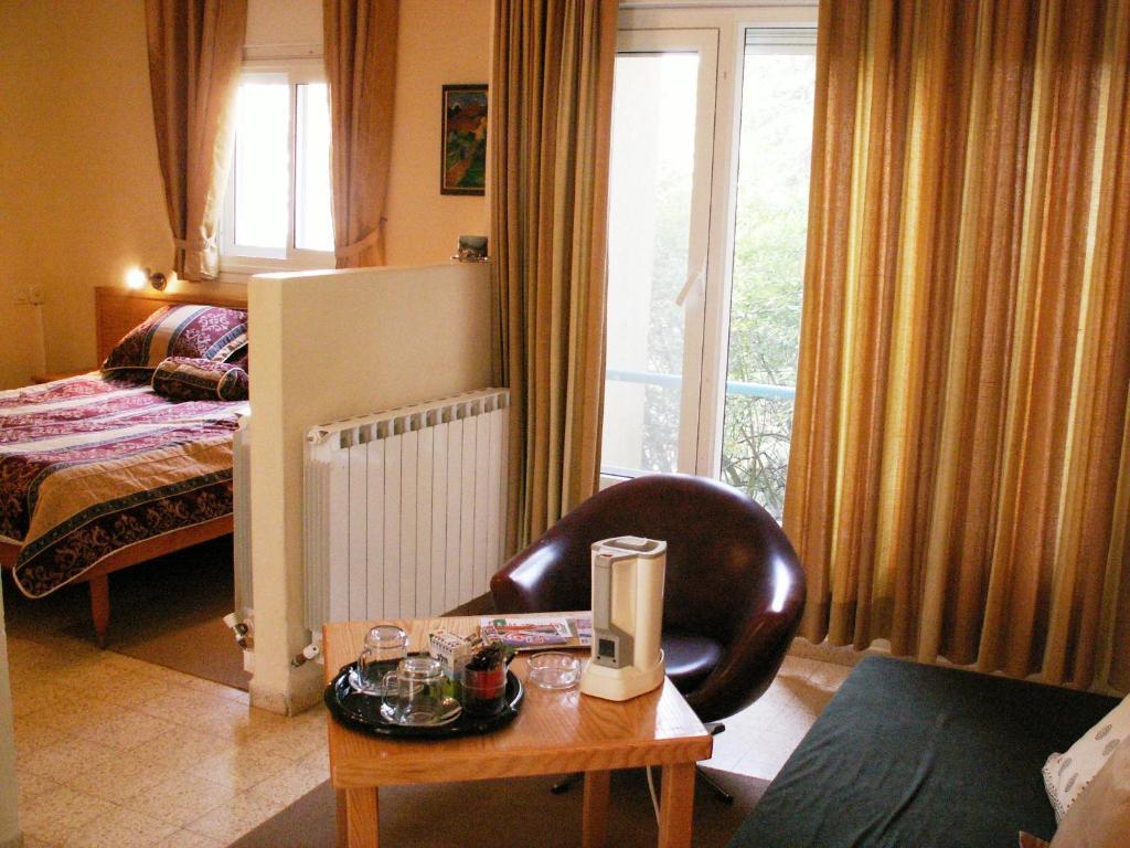 Safed Inn Rom bilde